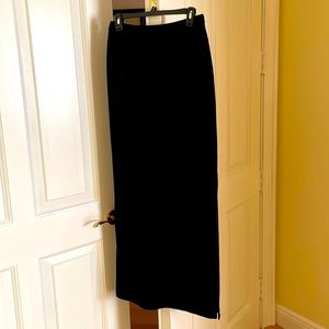 Beautiful Black ST JOHN EVENING Evening Maxi Skirt!
